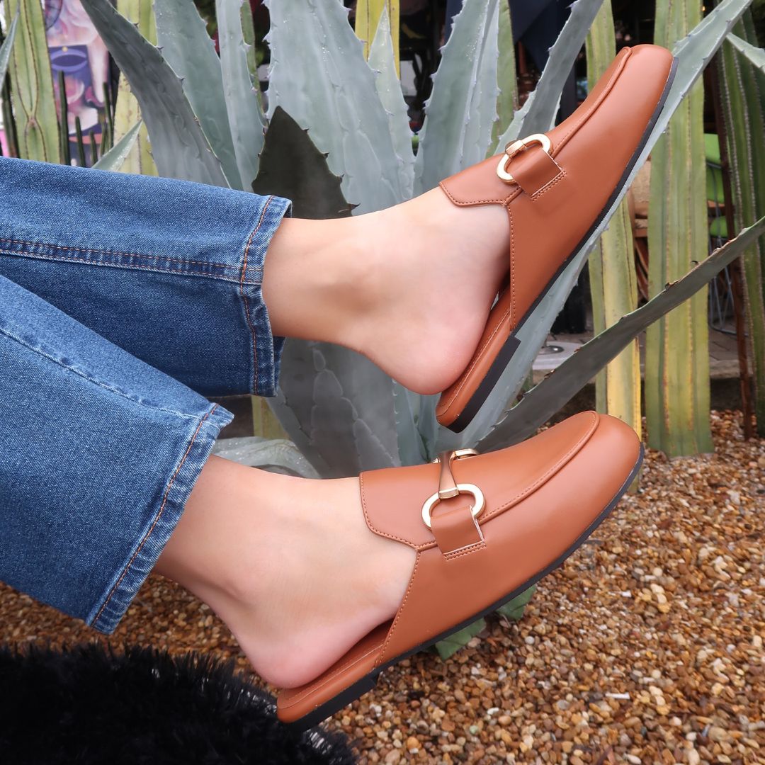 Diva Mule Slide